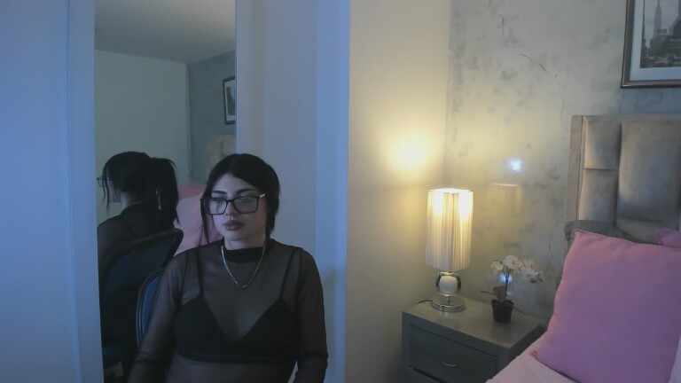 IsabellaaRossi's Streamate show and profile