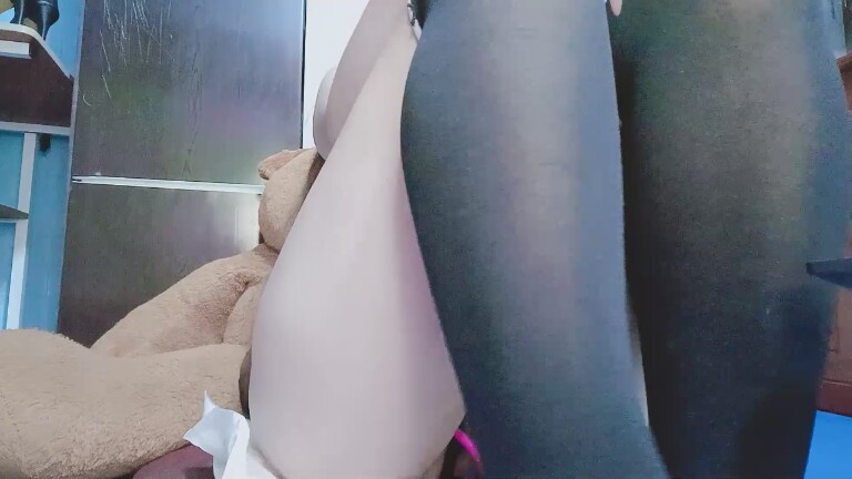 Lililove99's Streamate show and profile