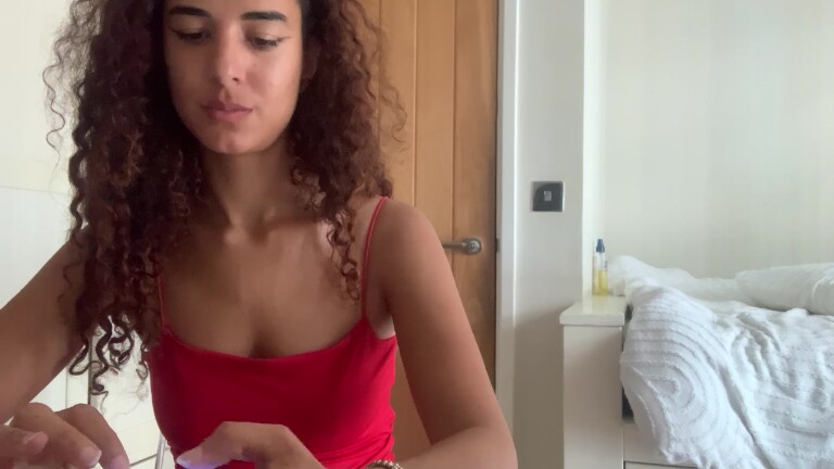 MissMilano_xo's Streamate show and profile