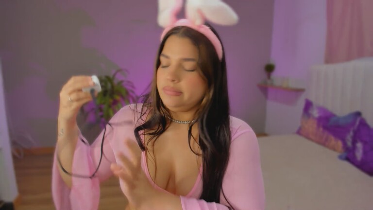 Maxinekinky's Streamate show and profile