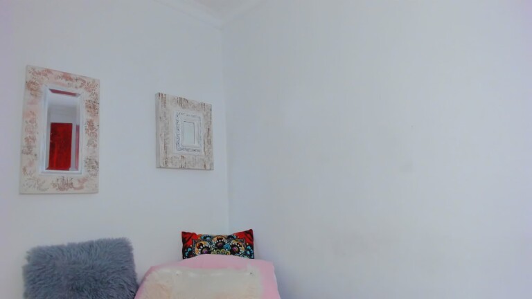 AriahDoll's Streamate show and profile