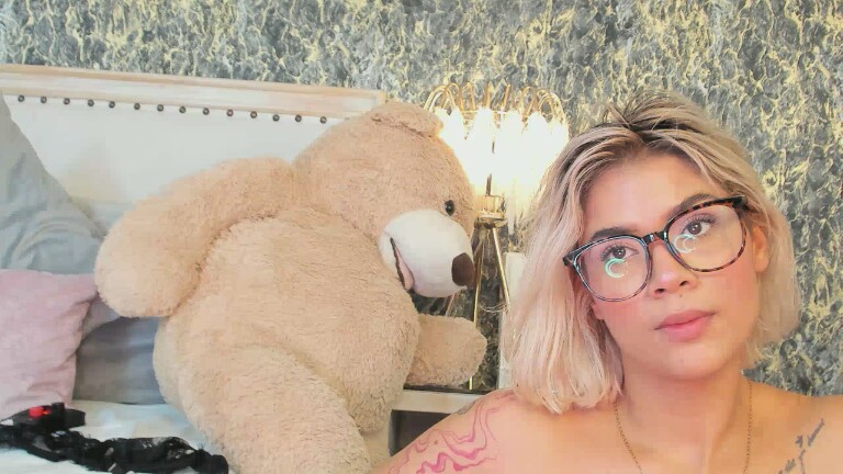 EviilAngel's Streamate show and profile