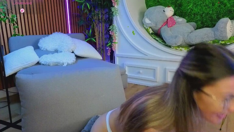 SofiiSweetX's Streamate show and profile