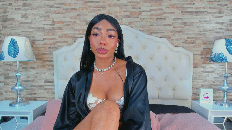 AnnyDuque's Streamate show and profile