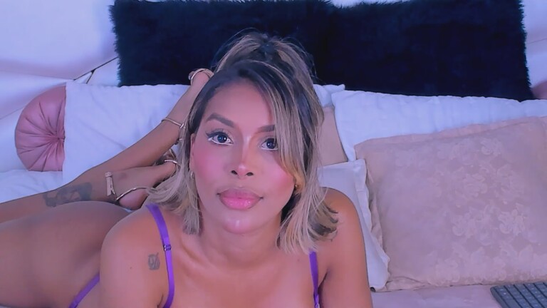 MarcelaBraga's Streamate show and profile