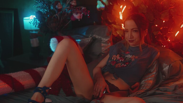 Noya's Streamate show and profile