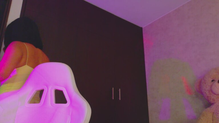 AntonellaMorelli's Streamate show and profile