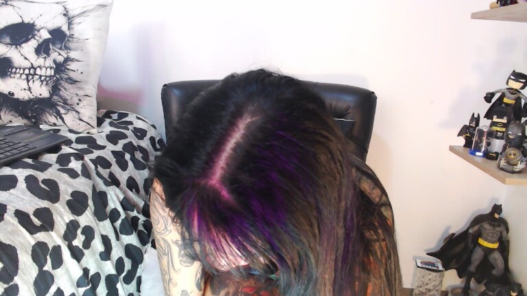 Badbunnygirl100's Streamate show and profile