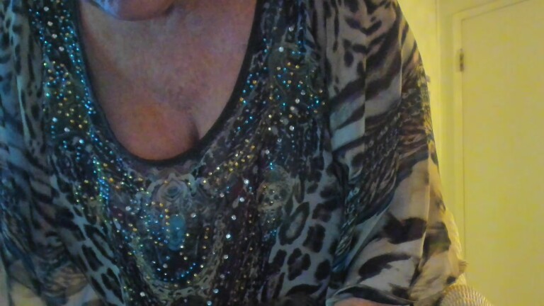 amberxxx's Streamate show and profile