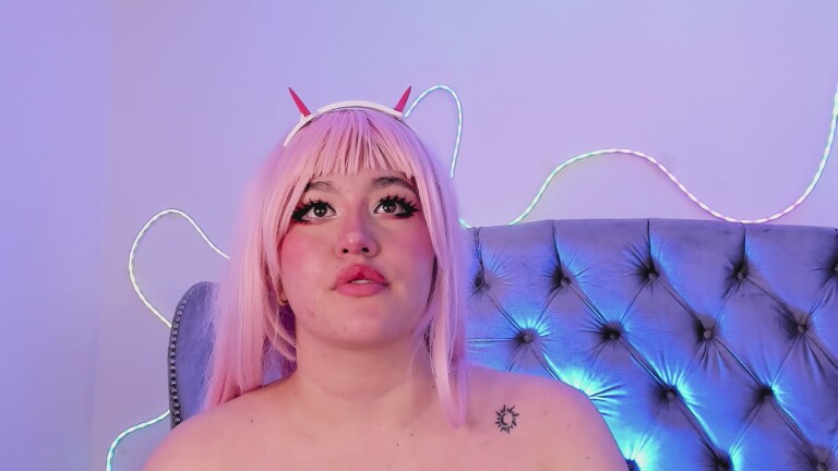 SummerLuna's Streamate show and profile