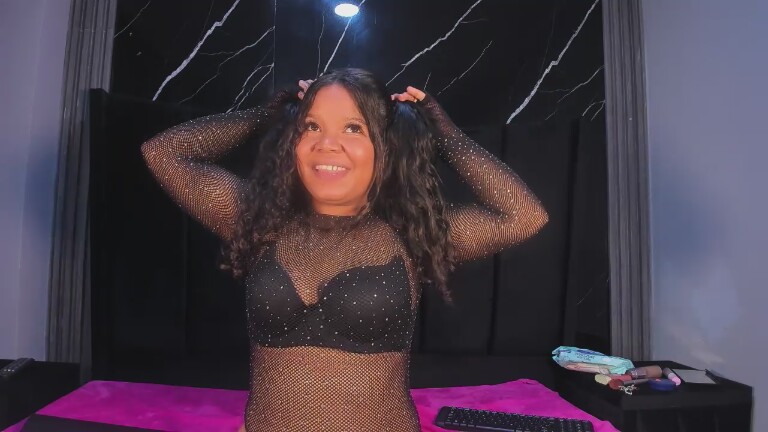 MelanyRousse26's Streamate show and profile