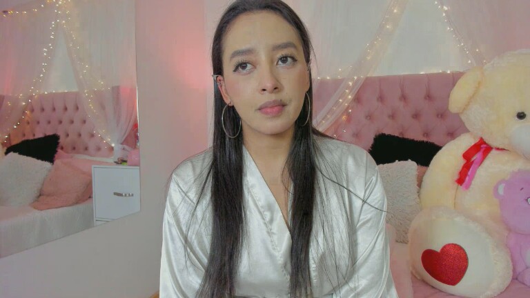 AlexandraWinterr's Streamate show and profile