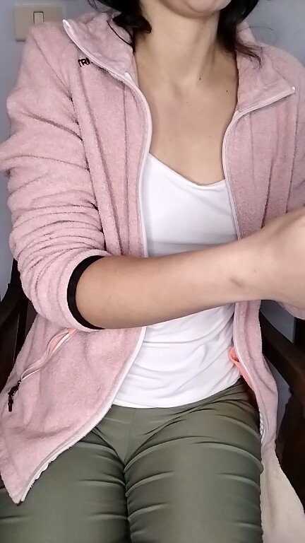 Bellahot66's Streamate show and profile