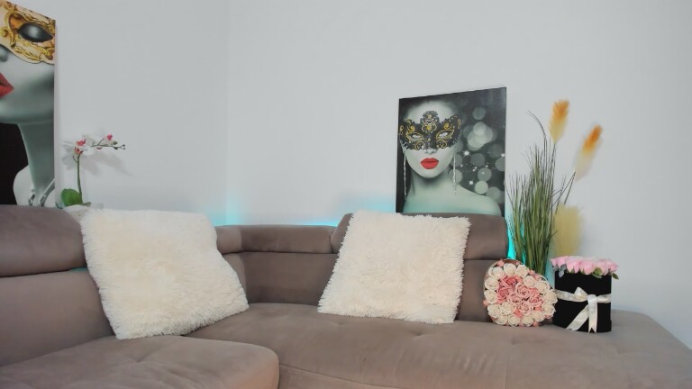 EVYIEEx's Streamate show and profile