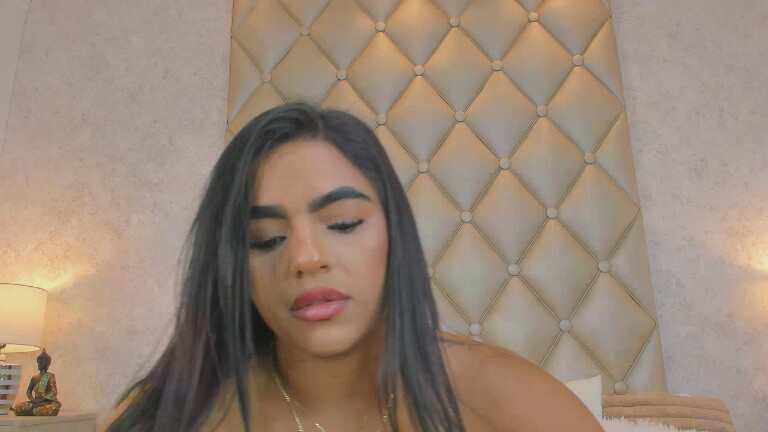 MiaaCaastro's Streamate show and profile