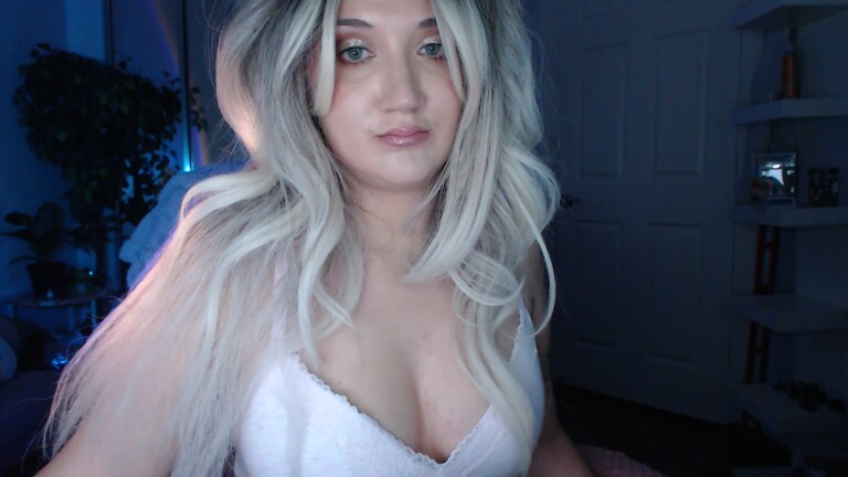 GoddessEmmy's Streamate show and profile