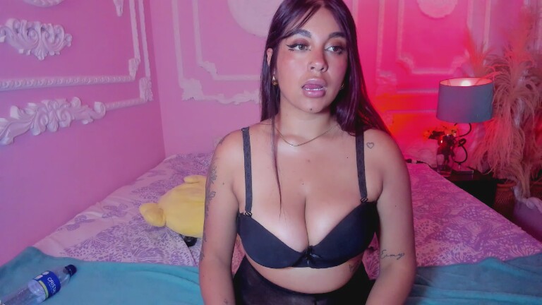 EmilyBorch's Streamate show and profile