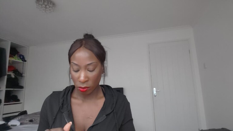 EnglishGoddessDestinyBlack's Streamate show and profile