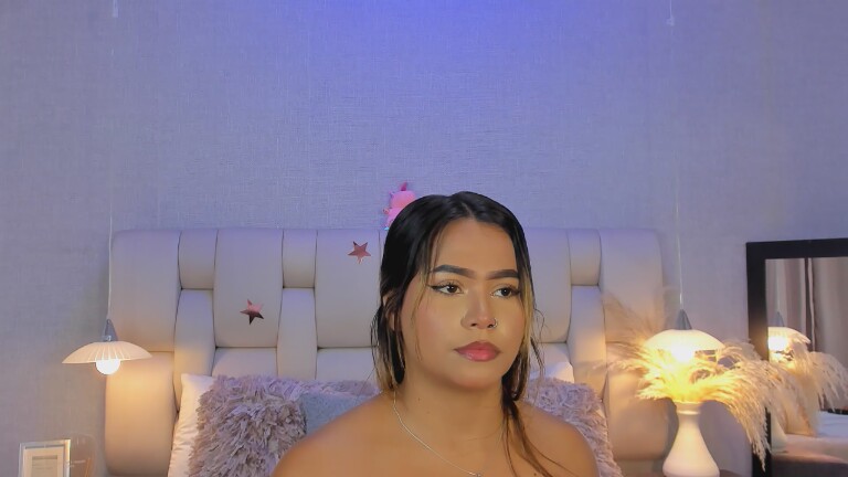 EmmaPrinncess's Streamate show and profile