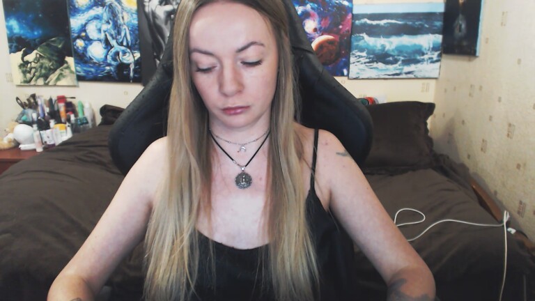 BringingLuck's Streamate show and profile