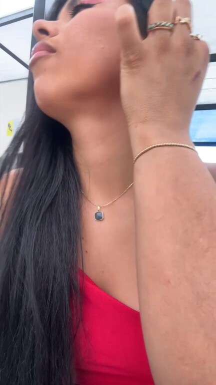 LiaSinclair's Streamate show and profile