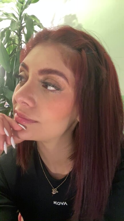 BrianaWells's Streamate show and profile