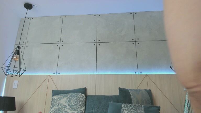 MadisonBecker's Streamate show and profile