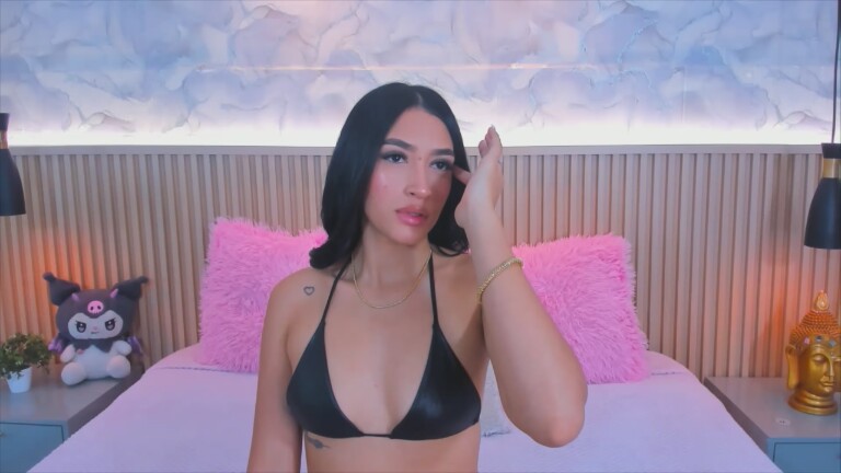 HemmaThompsonn's Streamate show and profile