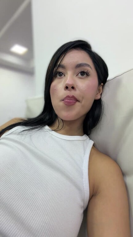 IsaLondon's Streamate show and profile