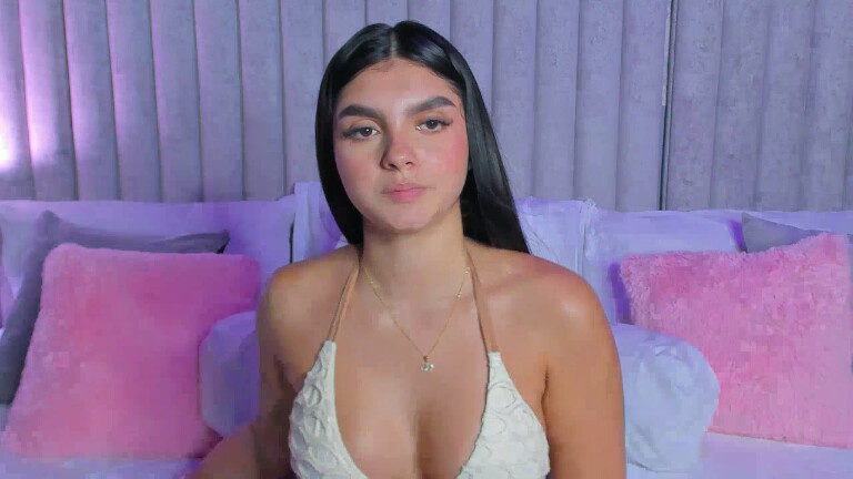 SamiLewis's Streamate show and profile