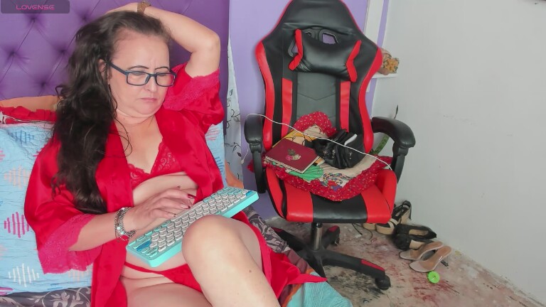 MargothClain's Streamate show and profile