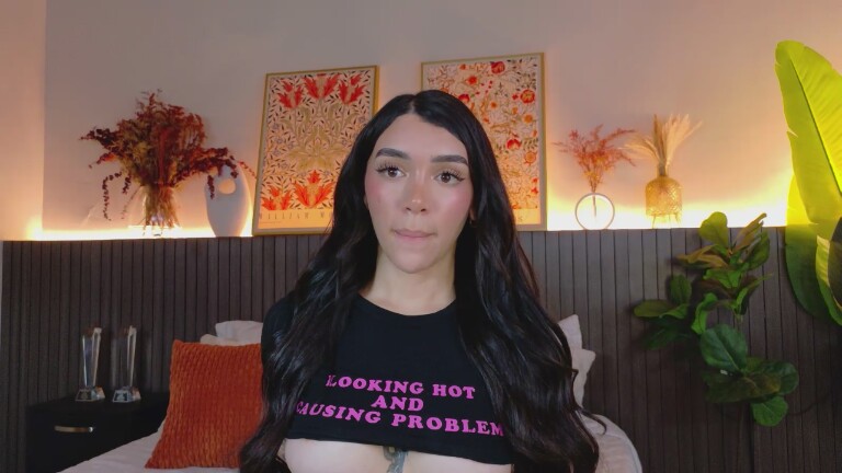 JadeGrantt's Streamate show and profile