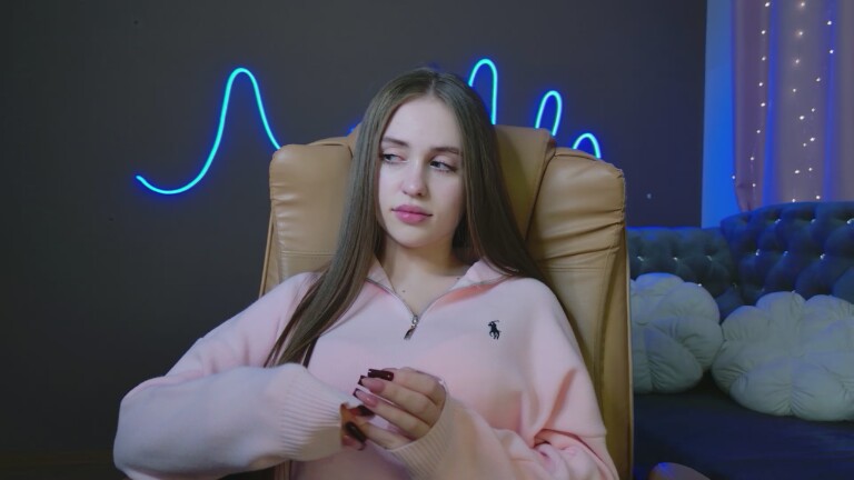 MaiaMitchell's Streamate show and profile