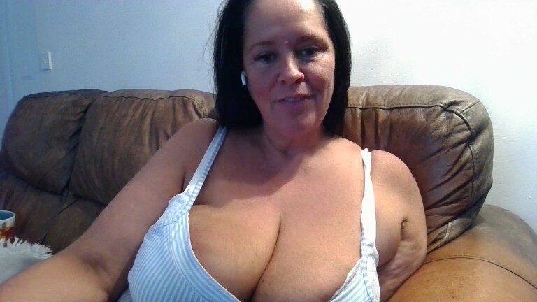 Queen_Dee_X's Streamate show and profile