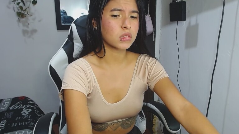 JuliaLane's Streamate show and profile