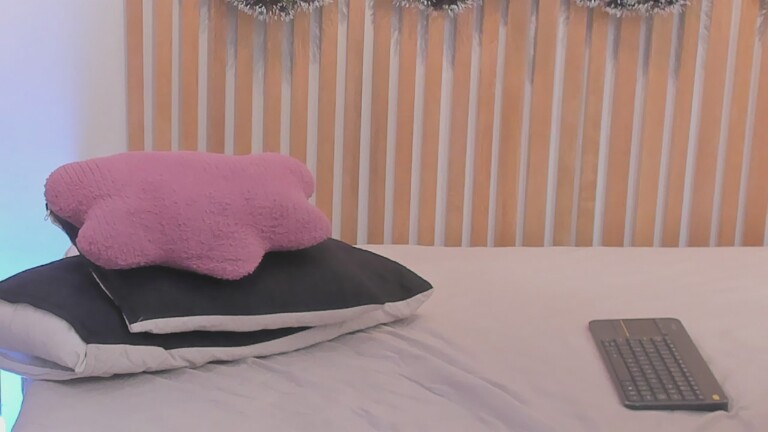 KristensClark's Streamate show and profile