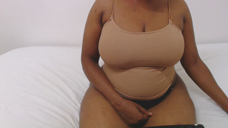 SEXYKELLY222's Streamate show and profile