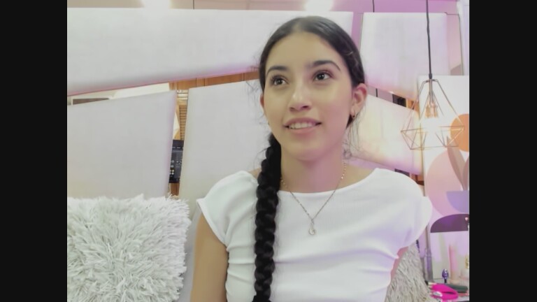 AbbyBenet's Streamate show and profile