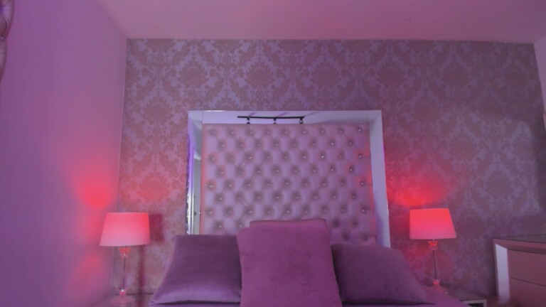 LylaKarl's Streamate show and profile