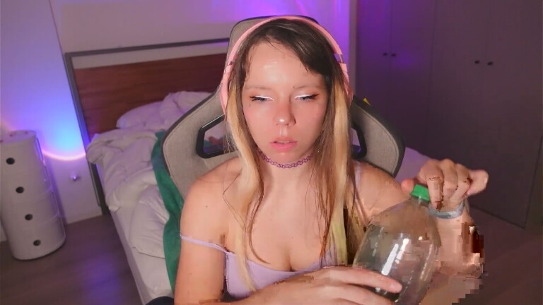 AyraLust's Streamate show and profile