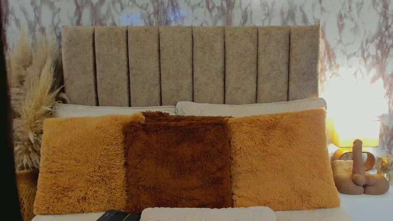 KateWinnickk's Streamate show and profile