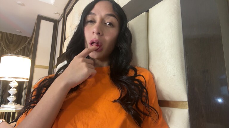 ZaraReyes's Streamate show and profile