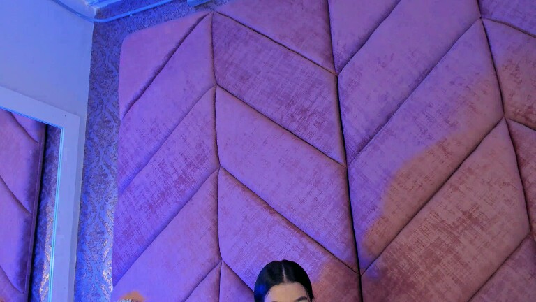 ChloeRosses's Streamate show and profile