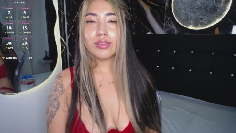 Manuvelez0's Streamate show and profile