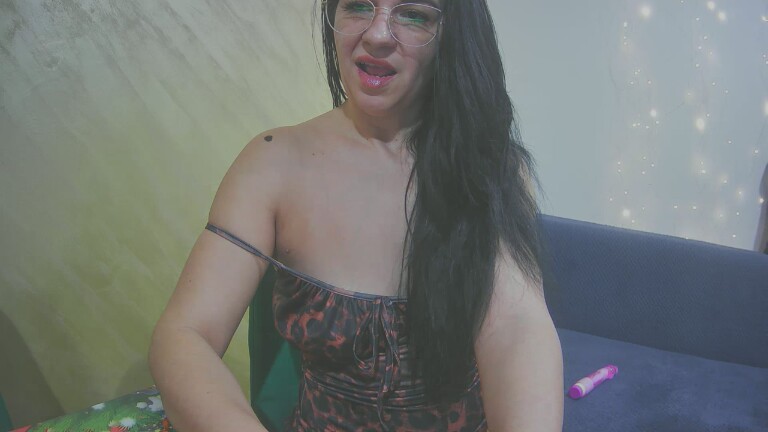 CAITLYIN's Streamate show and profile