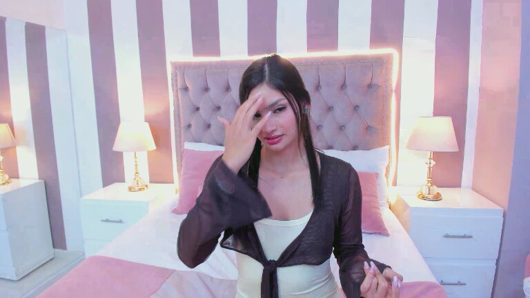 AuraClark's Streamate show and profile