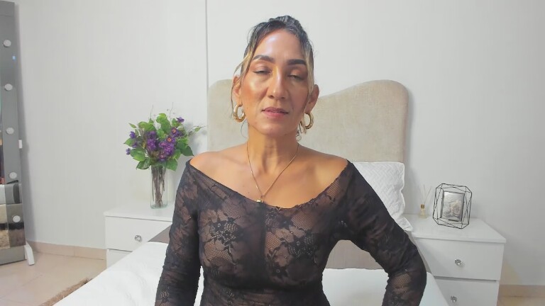 MaliaDavis's Streamate show and profile