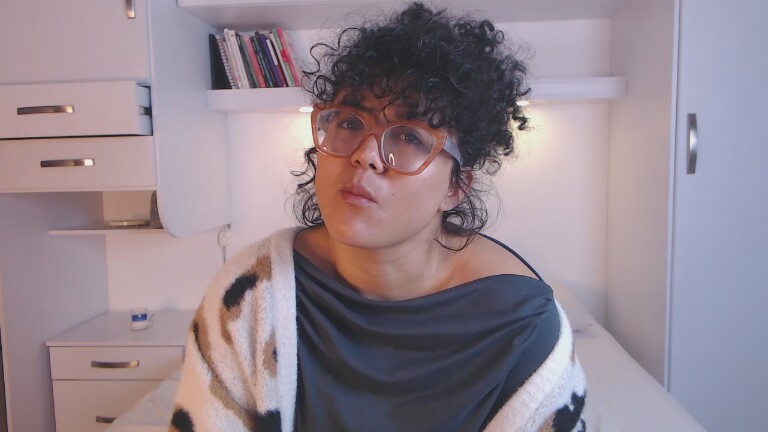 MartinaRuis's Streamate show and profile