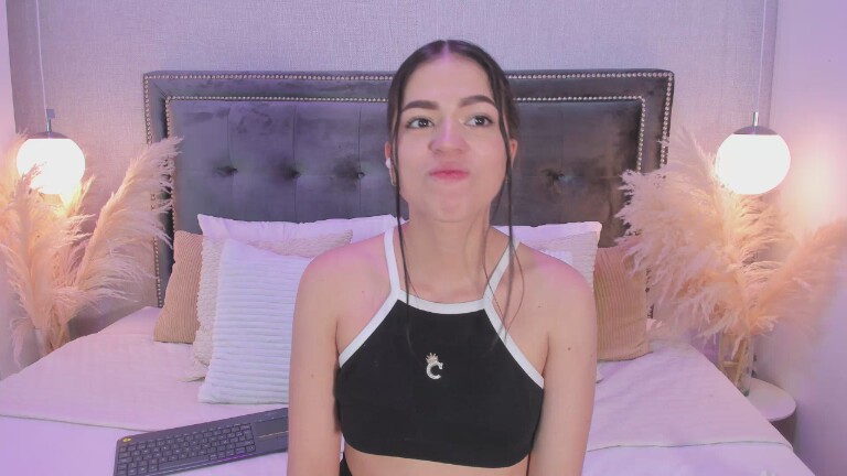 DulceMufinn's Streamate show and profile