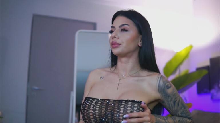 Ivyy_Trix's Streamate show and profile